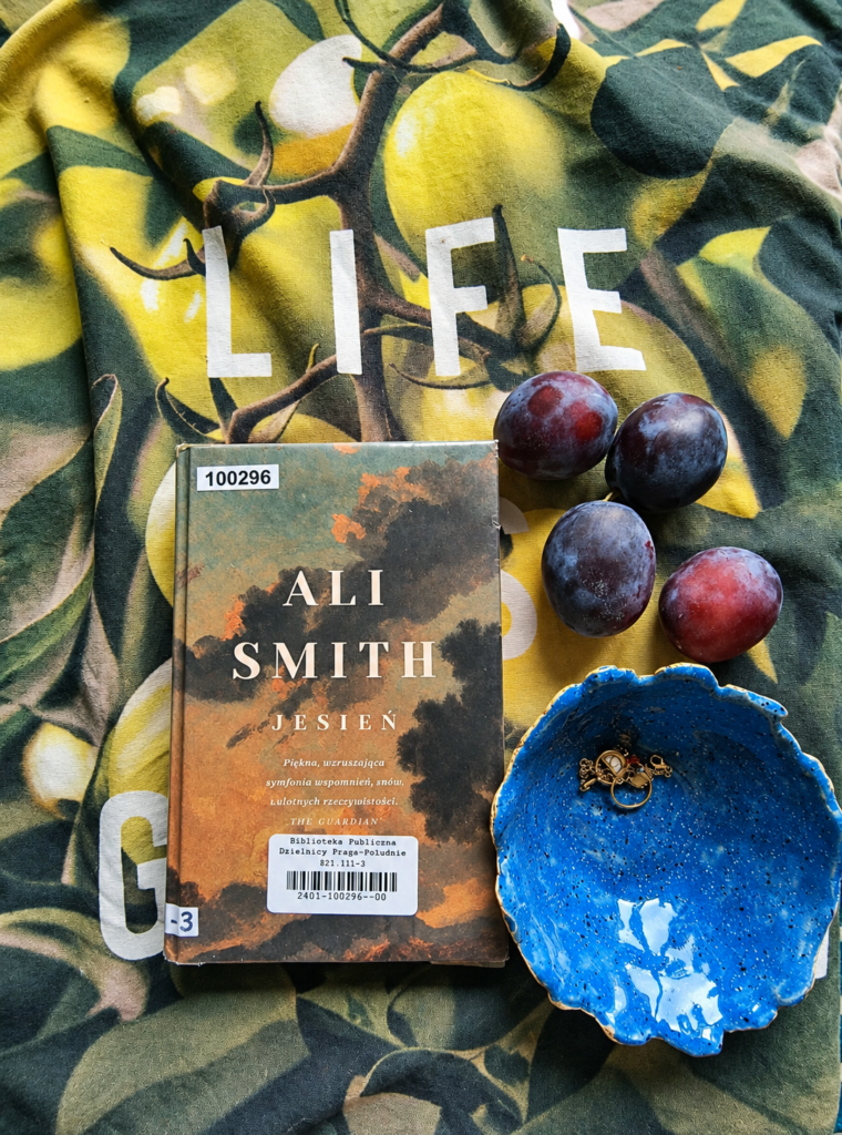 Ali Smith, Jesień